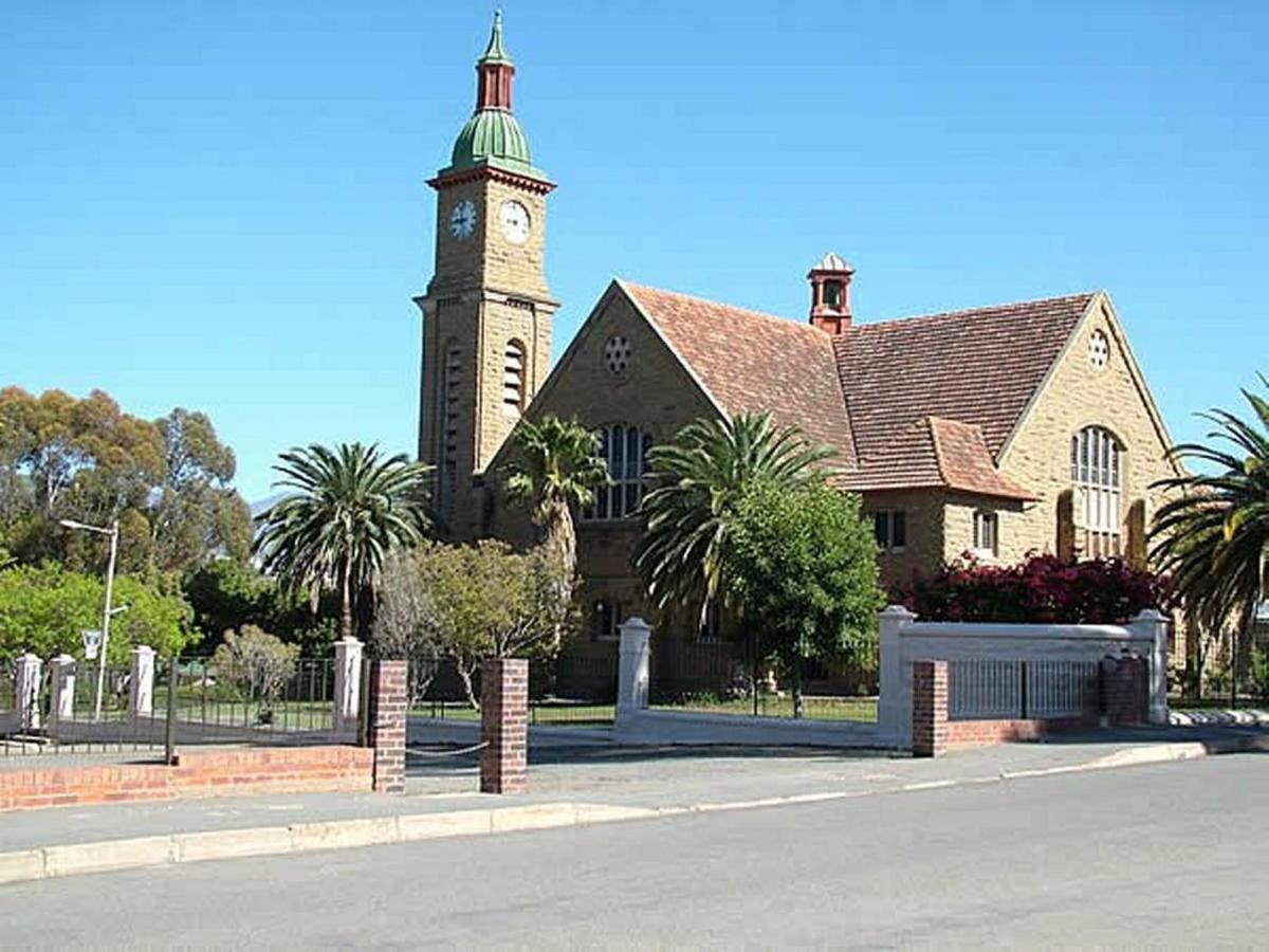Appartamento Red Mountain Ridge Karoo Oasis And Guest Farm Buffelskloof Esterno foto