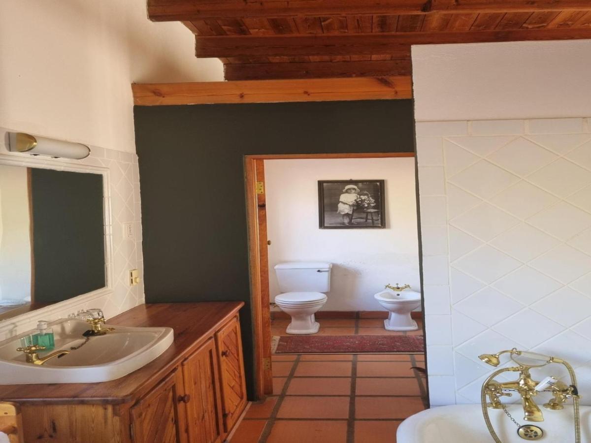Appartamento Red Mountain Ridge Karoo Oasis And Guest Farm Buffelskloof Esterno foto